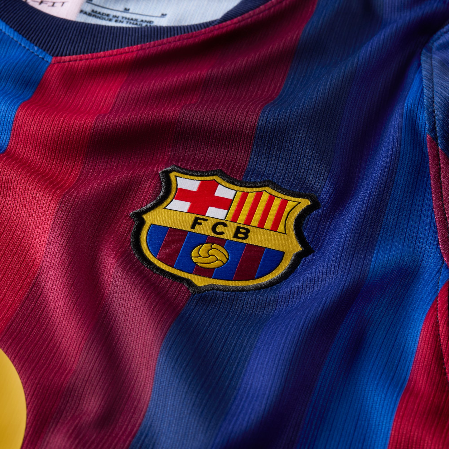 FC Barcelona Heimtrikot 2026/27 Player – Seitenansicht