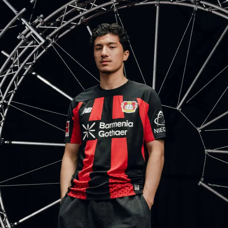 Bayer 04 Leverkusen Heimtrikot 2026/27 Fan-Version Ansicht 3