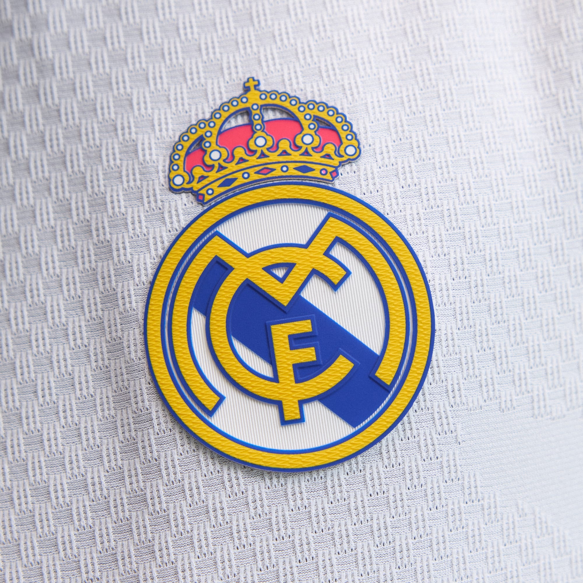 Real Madrid Heimtrikot 2026/27 Player – getragen hinten