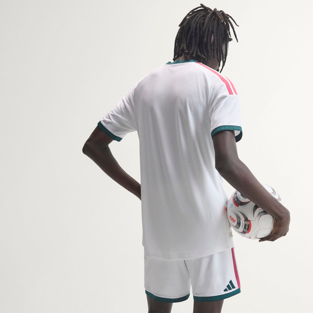 Real Madrid Heimtrikot 2026/27 Player – getragen vorne