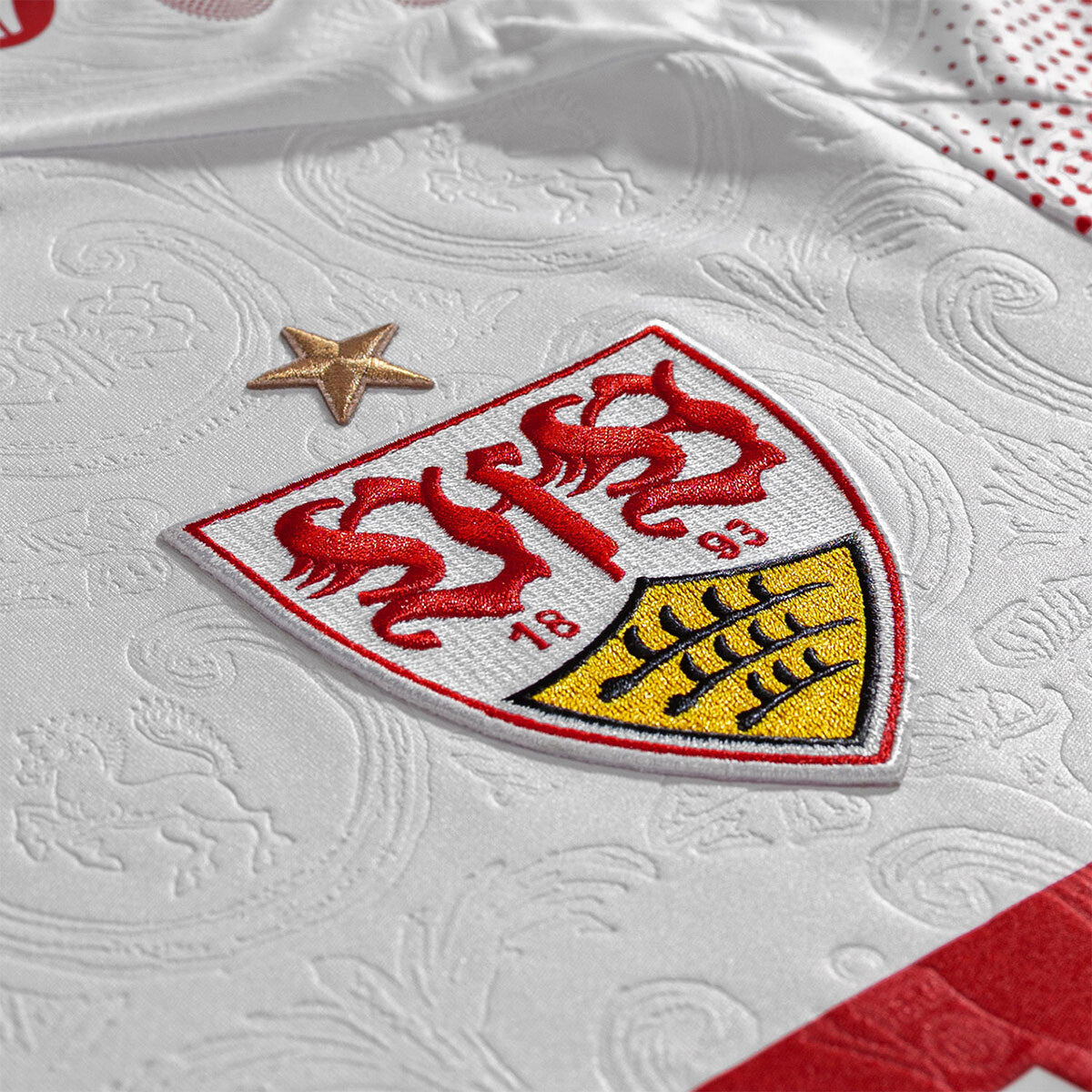 VfB Stuttgart Heimtrikot 2026/27 Fan – Wappendetail